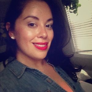 Meet your Posher, Dom